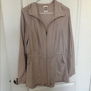 NWOT Avalanche Light Taupe Windbreaker Jacket
